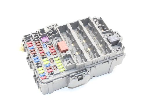 Used Fuse box Fuse box HONDA CIVIC IX (FK) 2.2 i-DTEC (FK3) (150 hp) 39819845 39819845