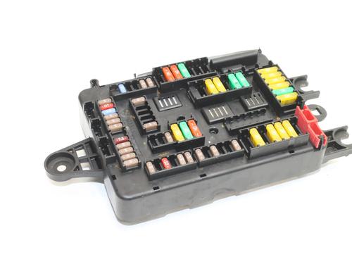 Caixa de fusíveis Caixa de fusíveis BMW 1 (F21) 118 d (150 hp) 39813691 39813691
