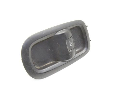 Venstre fortil elrude kontakt Venstre fortil elrude kontakt FORD TRANSIT CUSTOM V362 Van (FY, FZ) 2.2 TDCi (100 hp) 39770768 39770768