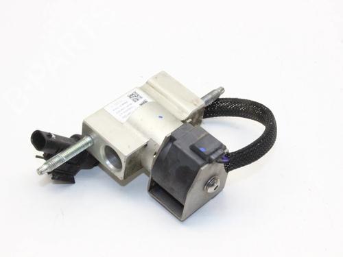 Used Electronic sensor Electronic sensor PEUGEOT 2008 II (UD_, US_, UY_, UJ_, UR_, UC_) e-2008 (UKZKXZ) (136 hp) 39807563 39807563