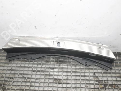 Used Tailgate trim Tailgate trim AUDI A8 D4 (4H2, 4H8, 4HC, 4HL) 3.0 TDI quattro (250 hp) 39879055 39879055