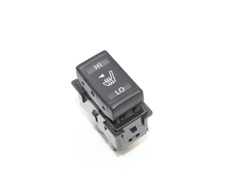 switch-nissan-juke-f15-2010-2011-2012-2013-2014-2015-2016-2017-2018-2019-39774807 main image