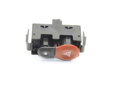 Used Warning switch Warning switch SMART FORFOUR Hatchback (453) electric drive (453.091) (82 hp) 39873211 39873211