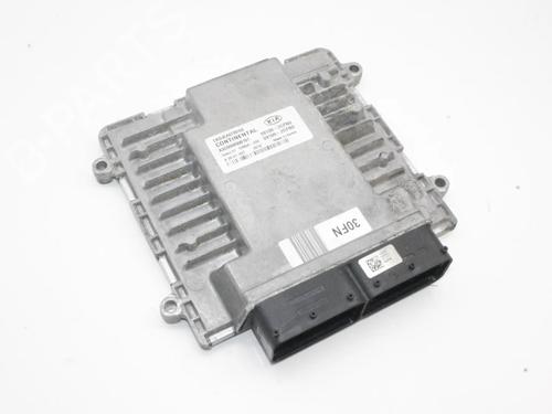 Used Engine control unit (ECU) Engine control unit (ECU) KIA STINGER (CK) 2.0 T-GDi (256 hp) 39777878 39777878
