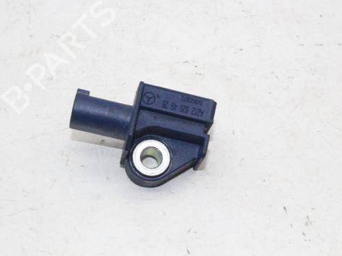 electronic-sensor-mercedes-benz-e-class-t-model-s212-2009-2010-2011-2012-2013-2014-2015-2016-39771579 main image