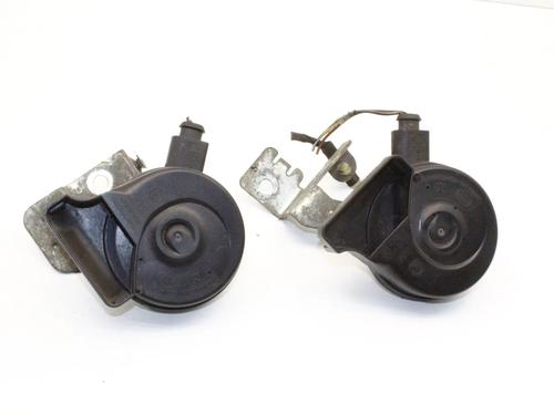 Used Horn Horn SEAT ALHAMBRA (710, 711) 2.0 TDI 4Drive (140 hp) 39862369 39862369