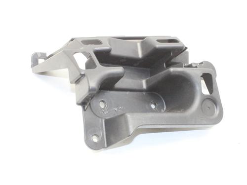 Used Rear bumper bracket Rear bumper bracket PEUGEOT 208 II (UB_, UP_, UW_, UJ_) 1.2 PureTech 130 (131 hp) 39817157 39817157