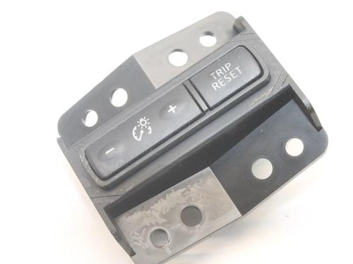 Used Switch Switch NISSAN PULSAR Hatchback (C13) 1.2 DIG-T (115 hp) 39827899 39827899