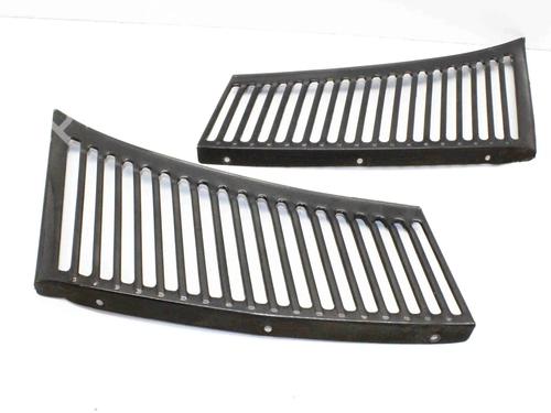 Used Grille Grille MERCEDES-BENZ SL (R107) 380 SL (107.045) (204 hp) 39782774 39782774