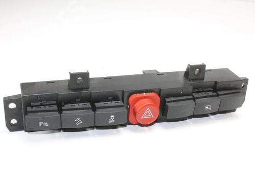 Warnblinkschalter für Warnblinkschalter OPEL ANTARA A (L07) 2.2 CDTi 4x4 (163 hp) 39797446 39797446