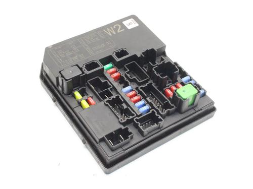 Used Fuse box Fuse box NISSAN LEAF (ZE0) Electric (109 hp) 39790669 39790669