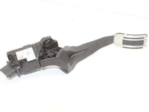Pedal Pedal PEUGEOT 208 II (UB_, UP_, UW_, UJ_) 1.2 PureTech 130 (131 hp) 39801949 39801949