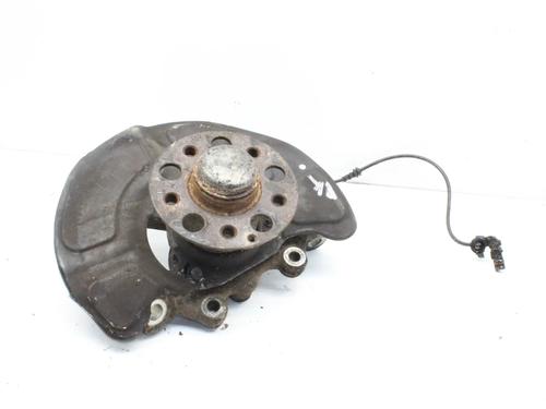 Used Left front steering knuckle Left front steering knuckle MERCEDES-BENZ E-CLASS (W212) E 200 CDI / BlueTEC (212.005, 212.006) (136 hp) 40520419 40520419