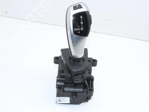 Selector da caixa Selector da caixa BMW 3 (F30, F80) 318 d (143 hp) 39788415 39788415