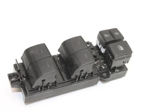 Used Switch Switch TOYOTA C-HR (_X1_) 1.8 Hybrid (ZYX10_, ZYX11_, ZYX10R, ZYX11R) (122 hp) 39779368 39779368