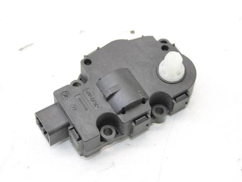 Electronic module JAGUAR XE (X760) 2.0 D | BP39823899M83 - Image 2