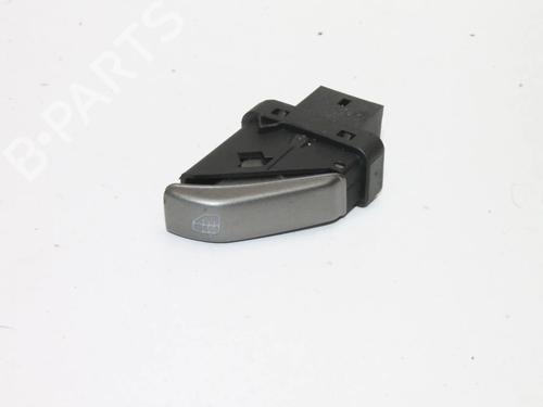 Used Switch Switch VW PHAETON (3D1, 3D2, 3D3, 3D4, 3D6, 3D7, 3D8, 3D9) 3.0 V6 TDI 4motion (240 hp) 39841217 39841217