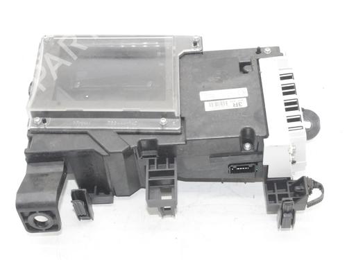 display-toyota-prius-plus-_w4_-2011-39779238 main image