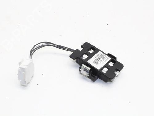 Used Control unit Control unit RENAULT MEGANE IV Hatchback (B9A/M/N_) 1.2 TCe 130 (B9MR) (130 hp) 39856555 39856555