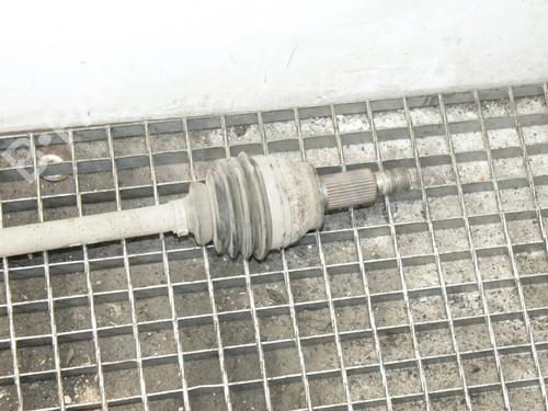 Right front driveshaft JAGUAR F-PACE (X761) 2.0 TD4 AWD | BP39815361M39 - Image 4