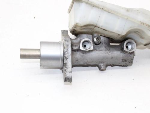 Brake master cylinder FORD KUGA I 2.0 TDCi 4x4 | BP39854797M77 - Image 2