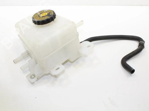 Used Brake fluid reservoir Brake fluid reservoir LEXUS RX (_L2_) 450h AWD (GYL25_, GYL26_, GYL25, GYL26, GYL25R, GYL26R) (313 hp) 39865069 39865069