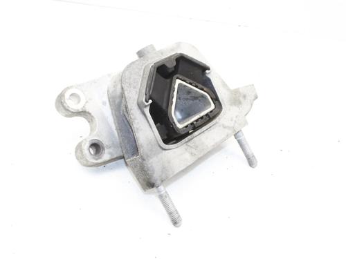 Used Engine mount Engine mount OPEL CORSA F (P2JO) CORSA-e (68) (136 hp) 39822043 39822043