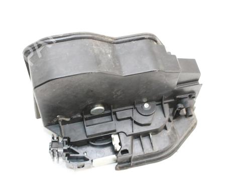 Venstre bagtil lås Venstre bagtil lås BMW 5 (F10) 530 d (258 hp) 39798144 39798144