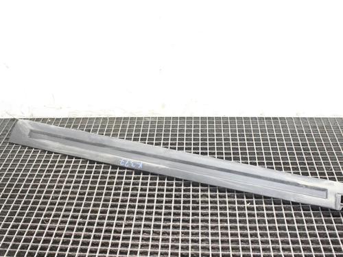 Used Right sideskirt Right sideskirt LAND ROVER RANGE ROVER SPORT I (L320) 3.0 D 4x4 (245 hp) 39879553 39879553