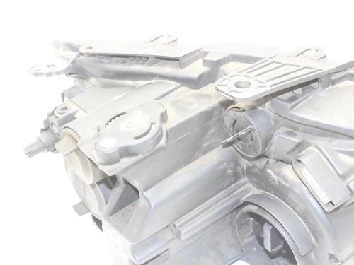 Left headlight VW AMAROK (2HA, 2HB, S1B, S6B, S7A, S7B, AGD) 2.0 BiTDI 4motion | BP39804483C28 - Image 14