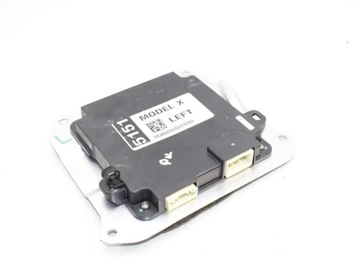 Used Electronic module Electronic module TESLA MODEL X (5YJX) 90D AWD (525 hp) 39907388 39907388