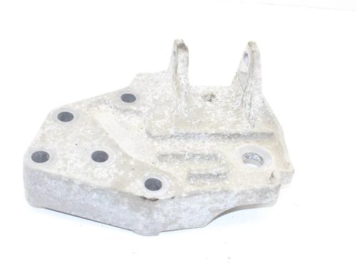 Used Engine mount Engine mount LAND ROVER RANGE ROVER EVOQUE (L538) 2.2 D 4x4 (190 hp) 39803225 39803225