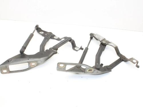 hingedoor-check-strap-audi-tt-8n3-1998-1999-2000-2001-2002-2003-2004-2005-2006-2007-39775101 main image