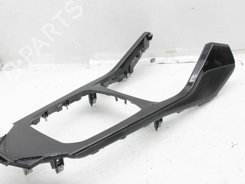 Console centrale Console centrale BMW 1 (F40) 118 d (150 hp) 39835340 39835340