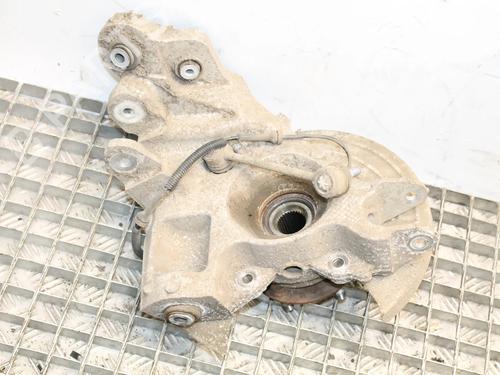 Right rear steering knuckle JAGUAR E-PACE (X540) 2.0 D180 AWD | BP39794630M28 - Image 6