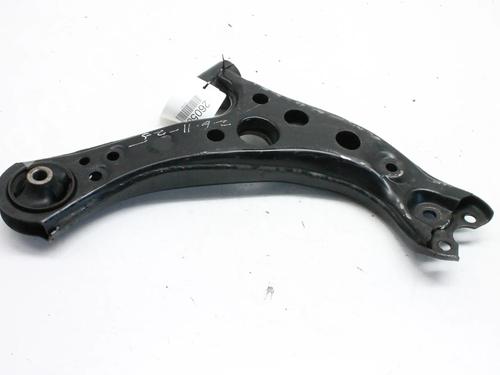 Used Left front suspension arm Left front suspension arm TOYOTA PRIUS (_W5_) 1.8 Hybrid (ZVW50, ZVW50_, ZVW51_, ZVW50R, ZVW51) (122 hp) 39879738 39879738