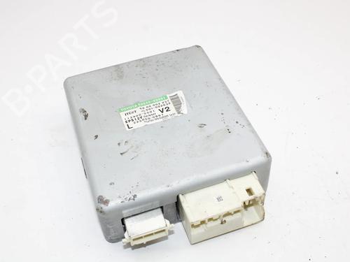 Used Electronic module Electronic module TOYOTA AURIS Estate (_E18_) 1.4 D-4D (NDE180_) (90 hp) 39826163 39826163