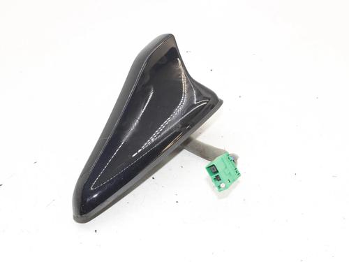 antennabase-kia-stonic-yb-2017-39774711 main image