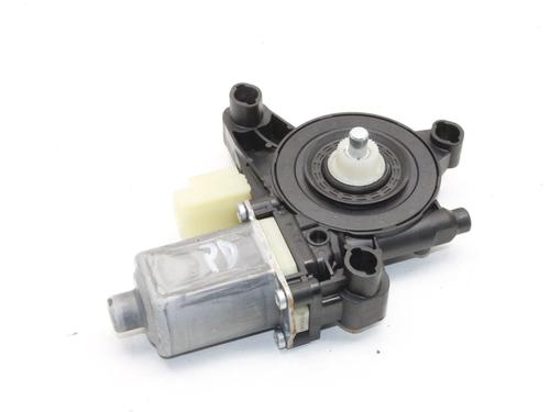 Used Right front window motor Right front window motor FORD KUGA III (DFK) 2.5 FHEV (190 hp) 39832340 39832340