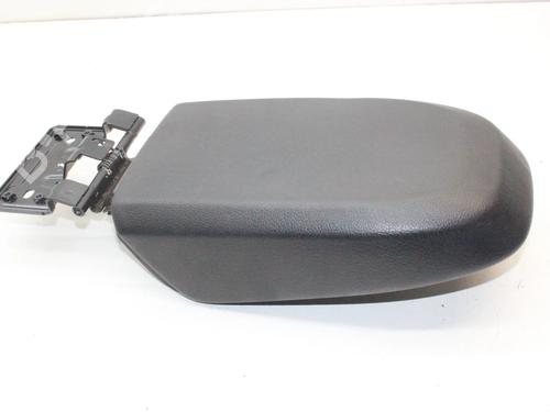 armln-ford-kuga-i-2008-2009-2010-2011-2012-39782470 main image