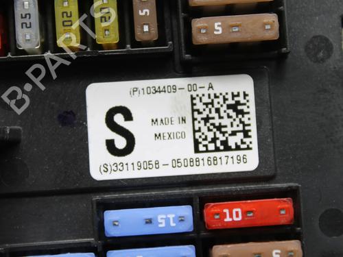 Fuse box TESLA MODEL S (5YJS) 85D AWD | BP39787489E1 - Image 3