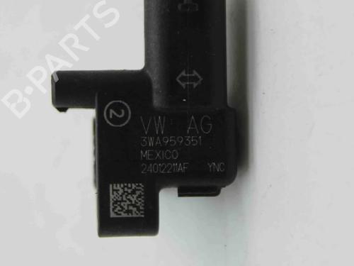 Electronic sensor SEAT ATECA (KH7, KHP) 1.5 TSI | BP39796512M84 - Image 3