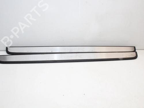 Predellino Predellino HONDA CIVIC VIII Hatchback (FN, FK) Type R (FN2) (201 hp) 39851681 39851681