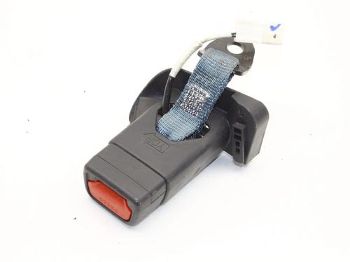 seat-buckle-toyota-yaris-_p21_-_pa1_-_ph1_-2020-39777914 main image