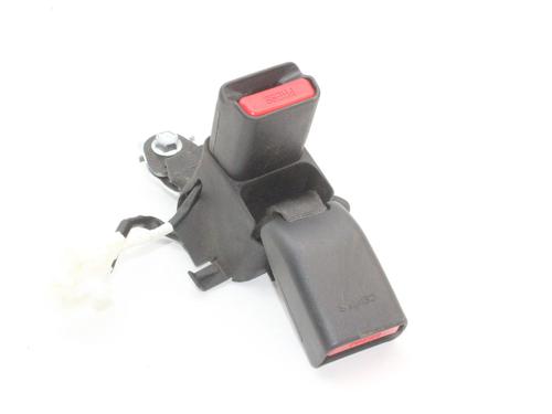 Used Seat buckle Seat buckle TOYOTA COROLLA Hatchback (_E21_, _EA1_, _EH1_) 1.8 Hybrid (ZWE211, ZWE219) (122 hp) 39849646 39849646
