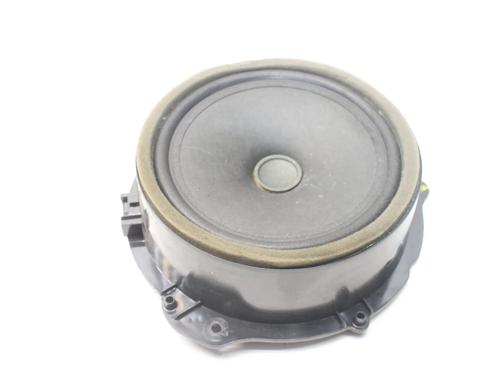 speaker-jaguar-xe-x760-2015-39773620 main image