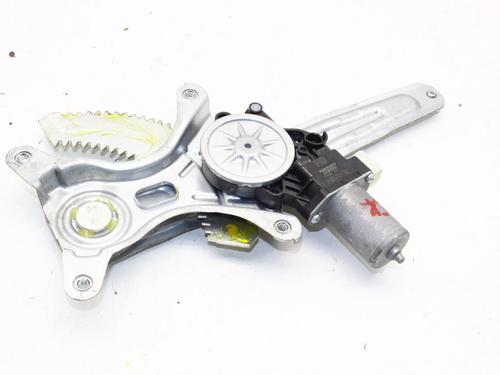 Elevador vidro trás esquerdo Elevador vidro trás esquerdo SUZUKI SX4 S-Cross (JY) 1.4 Hybrid (Mild Hybrid) (AKK 414) (129 hp) 39859062 39859062