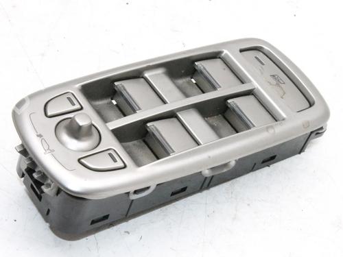 Used Right front window switch Right front window switch JAGUAR XF I (X250) 3.0 D (275 hp) 39810733 39810733