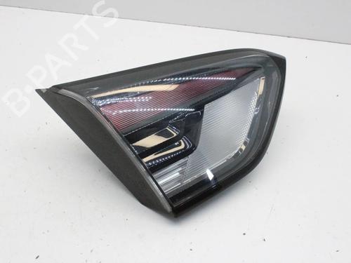 Farolim esquerdo da mala Farolim esquerdo da mala OPEL CROSSLAND X / CROSSLAND (P17, P2QO) 1.2 (75) (131 hp) 39789593 39789593
