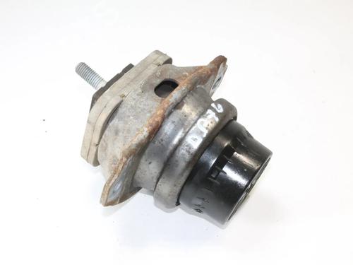 Used Engine mount Engine mount LAND ROVER DISCOVERY IV (L319) 3.0 SDV6 4x4 (256 hp) 39817922 39817922